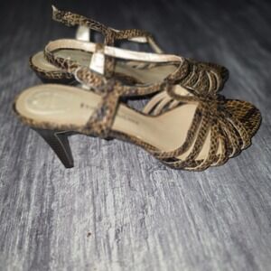 Etienne Aigner Snakeskin Heels‎ Women's Strappy Sandals Size 8